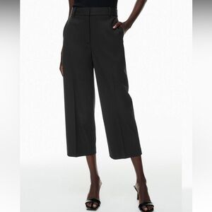 ARITZIA Babaton Agency Cropped Pants - Black - Size 6